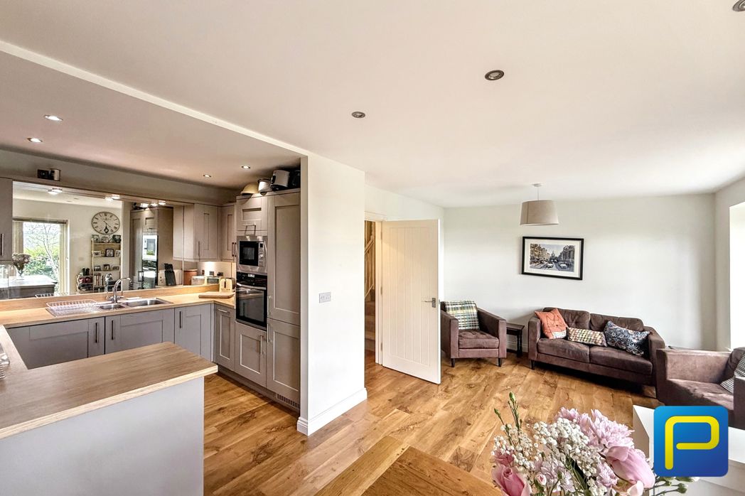 Property image 27 of 27