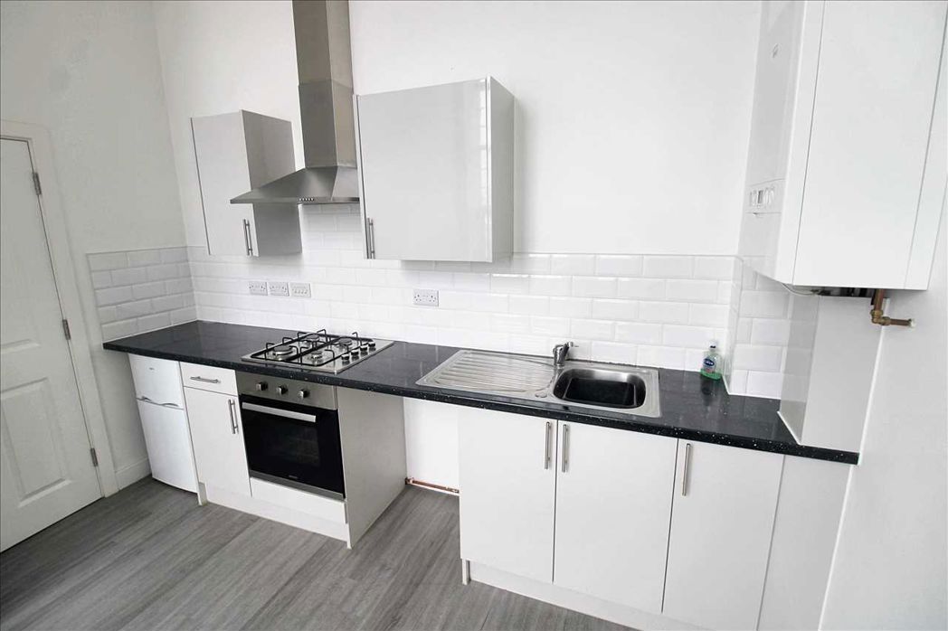 Property image 4 of 9