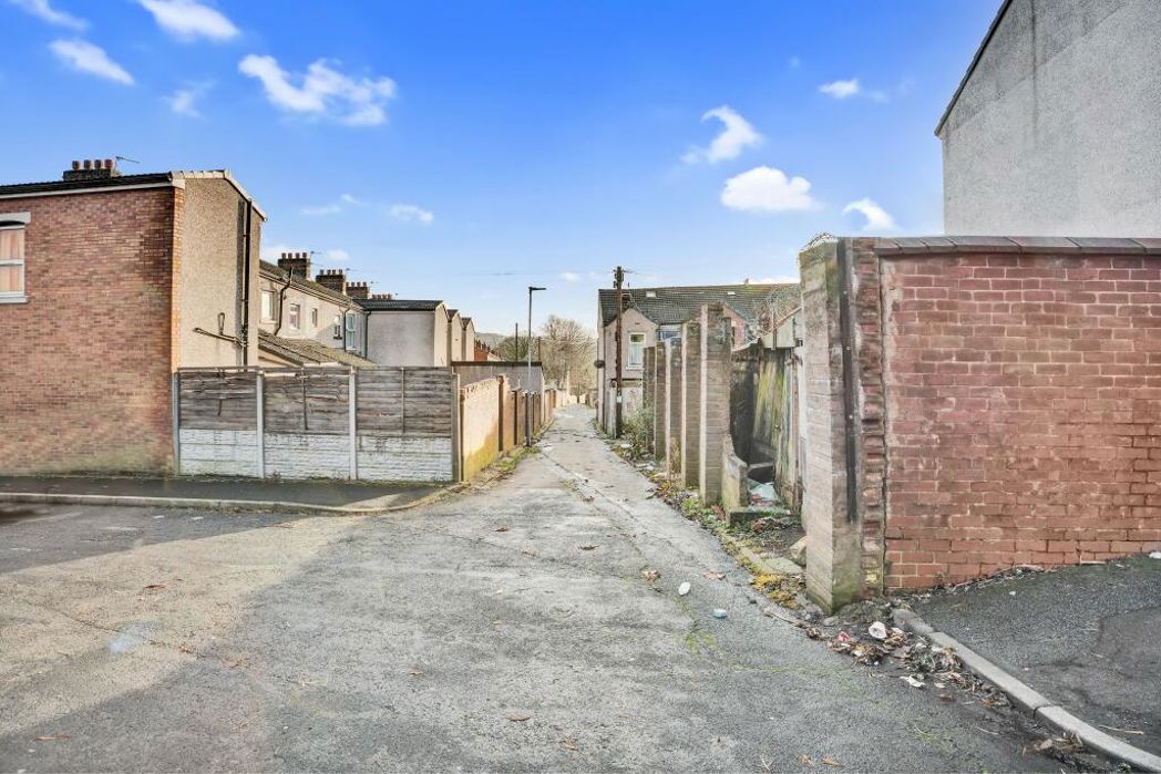 Property image 4 of 4