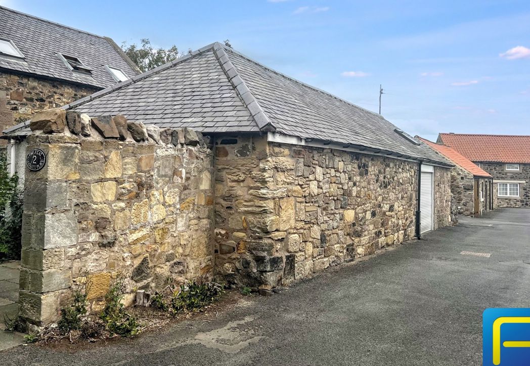 Property image 8 of 39