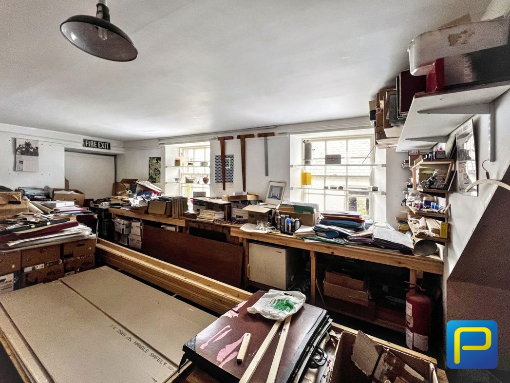 Property image 12 of 39