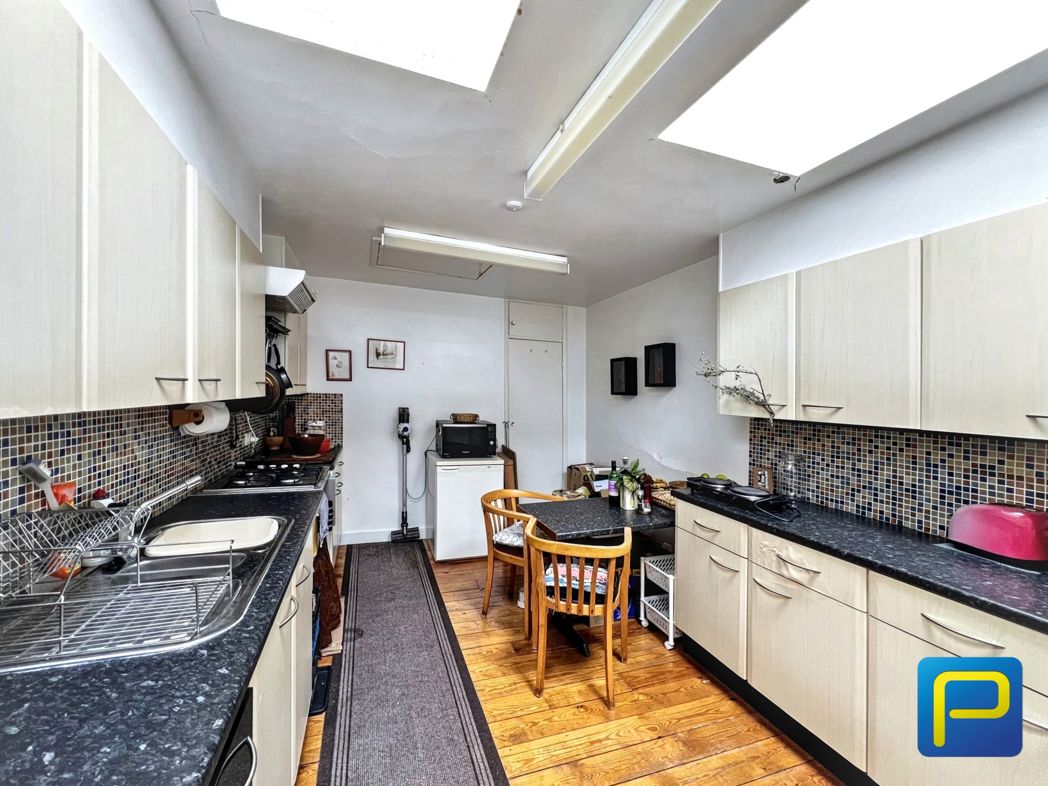 Property image 15 of 39