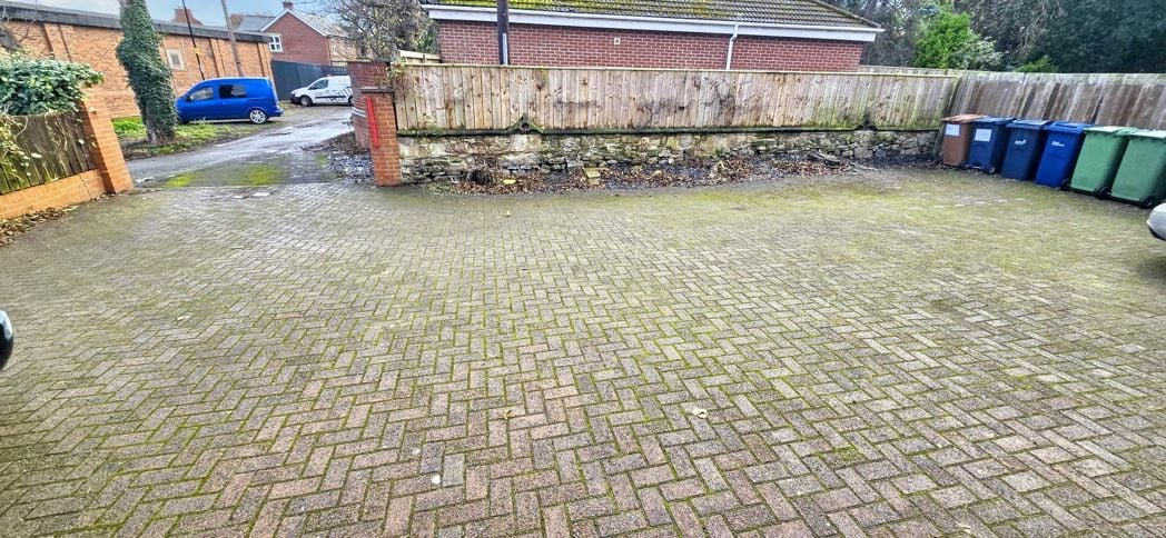 Property image 8 of 10