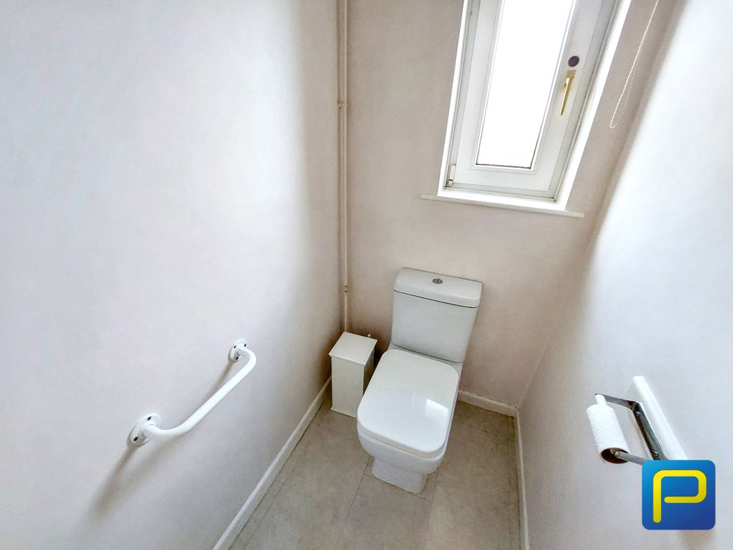Property image 21 of 31