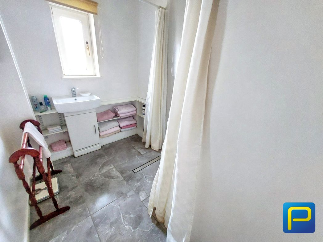 Property image 20 of 31