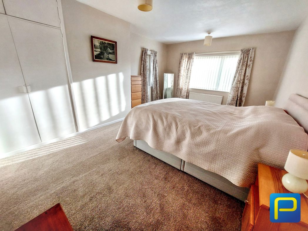 Property image 15 of 31