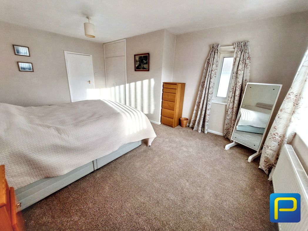 Property image 16 of 31