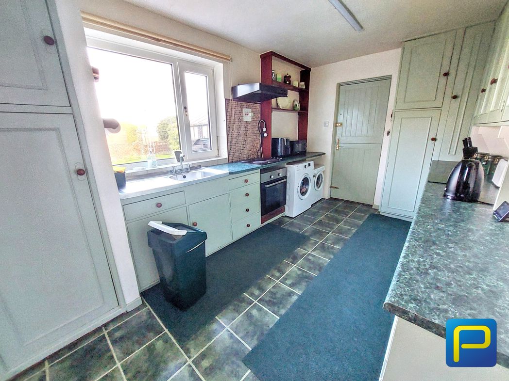 Property image 6 of 31