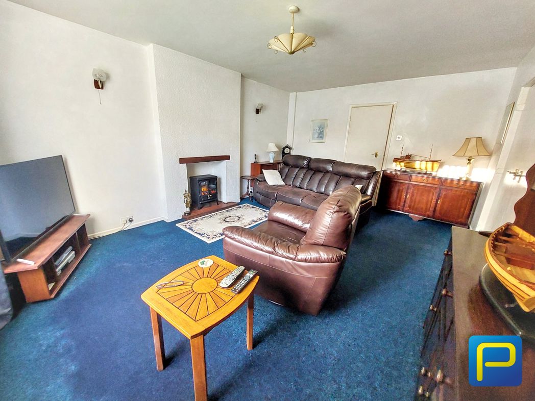 Property image 2 of 31