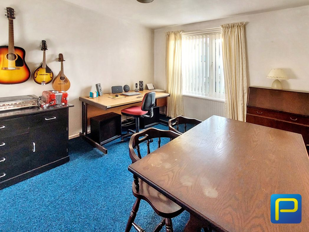 Property image 11 of 31