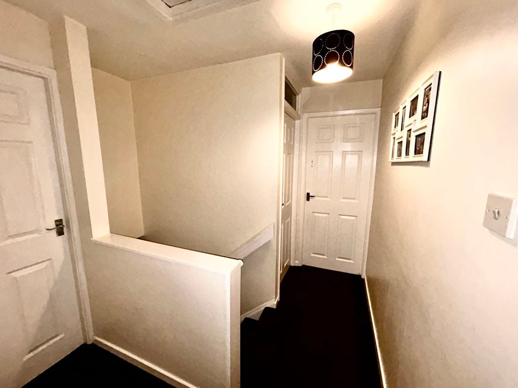 Property image 7 of 13