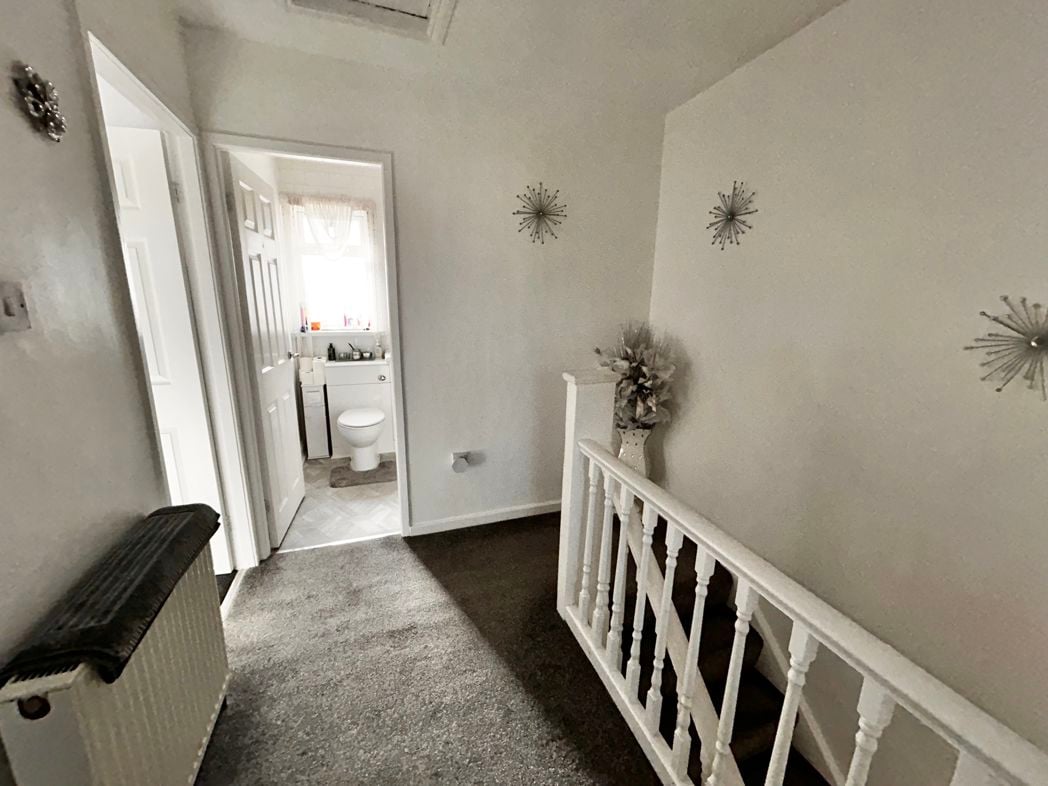Property image 7 of 12