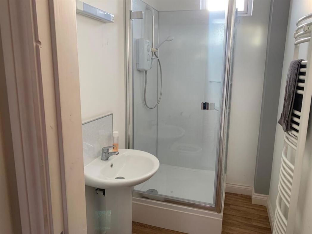 Property image 3 of 15