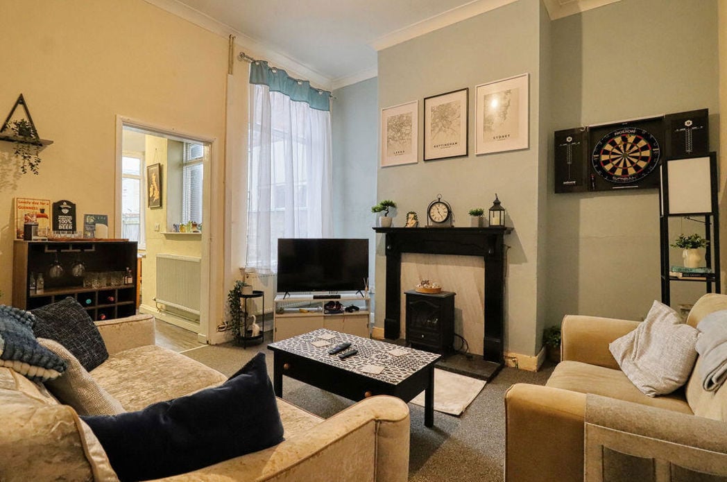Property image 3 of 11