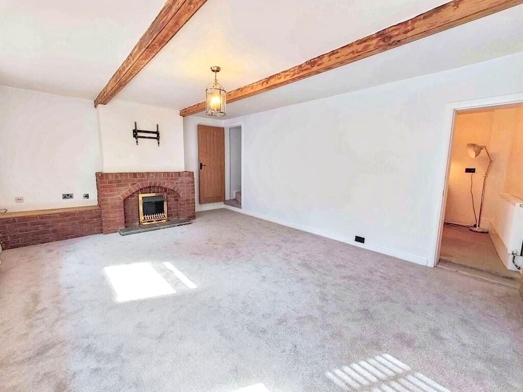 Property image 5 of 17