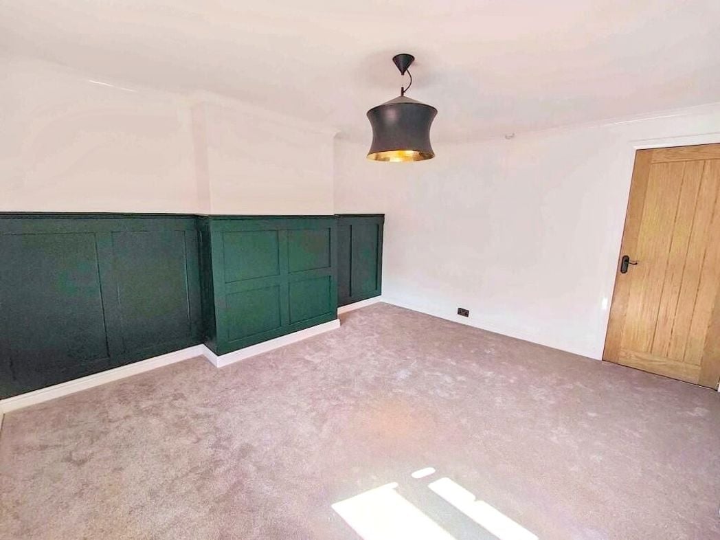 Property image 10 of 17