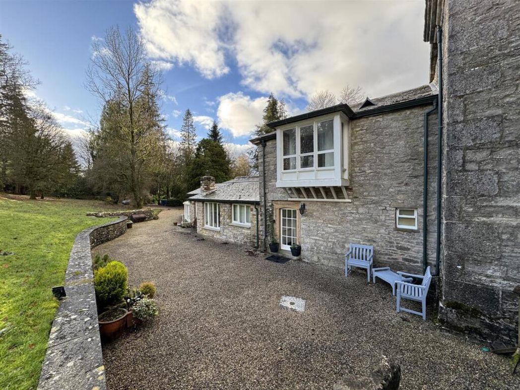 Property image 2 of 30