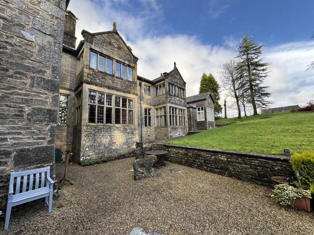 Property image 17 of 30