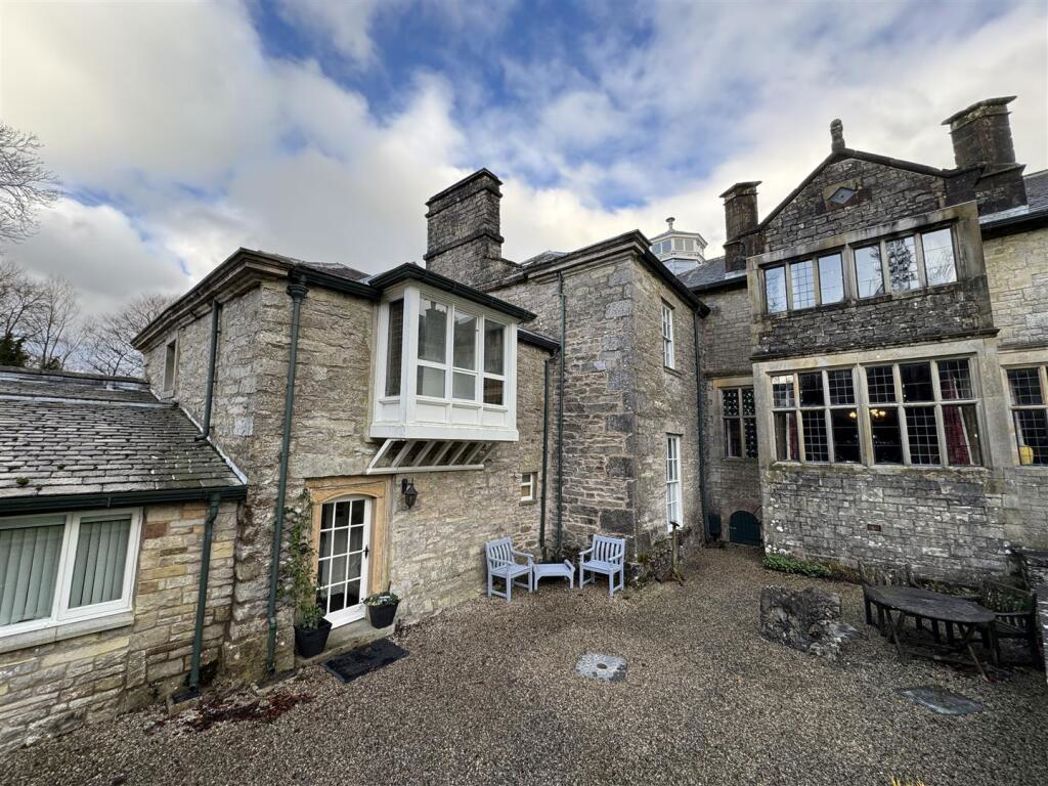 Property image 25 of 30