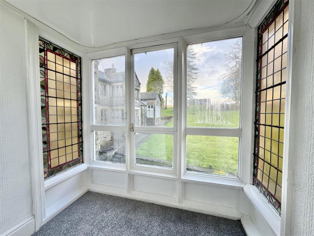 Property image 10 of 30