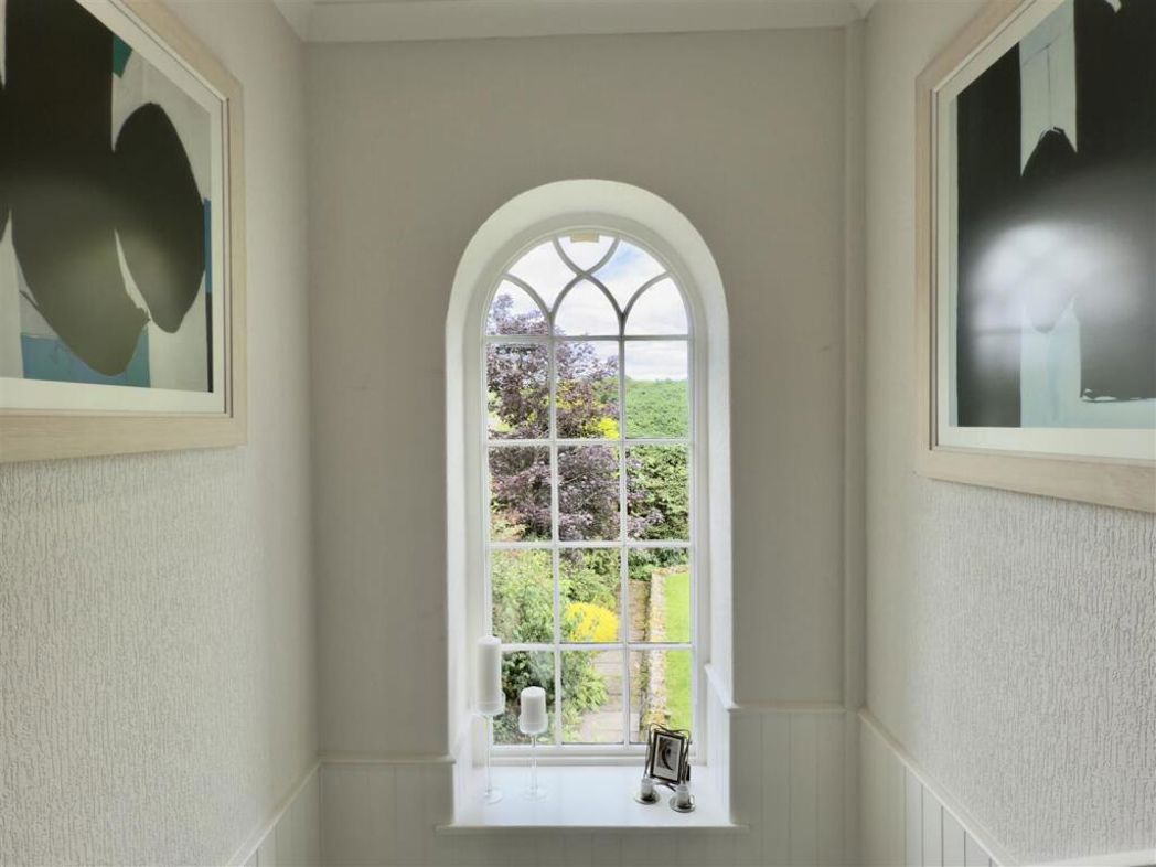 Property image 31 of 46