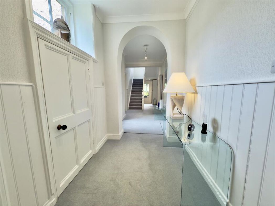 Property image 24 of 46