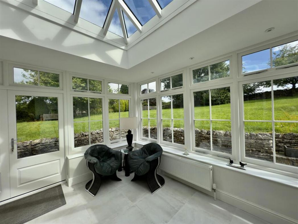 Property image 27 of 46