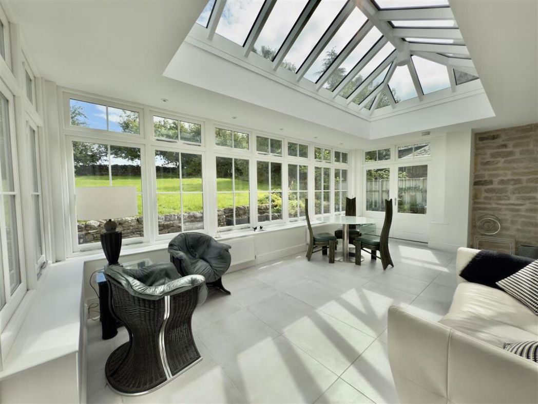 Property image 28 of 46