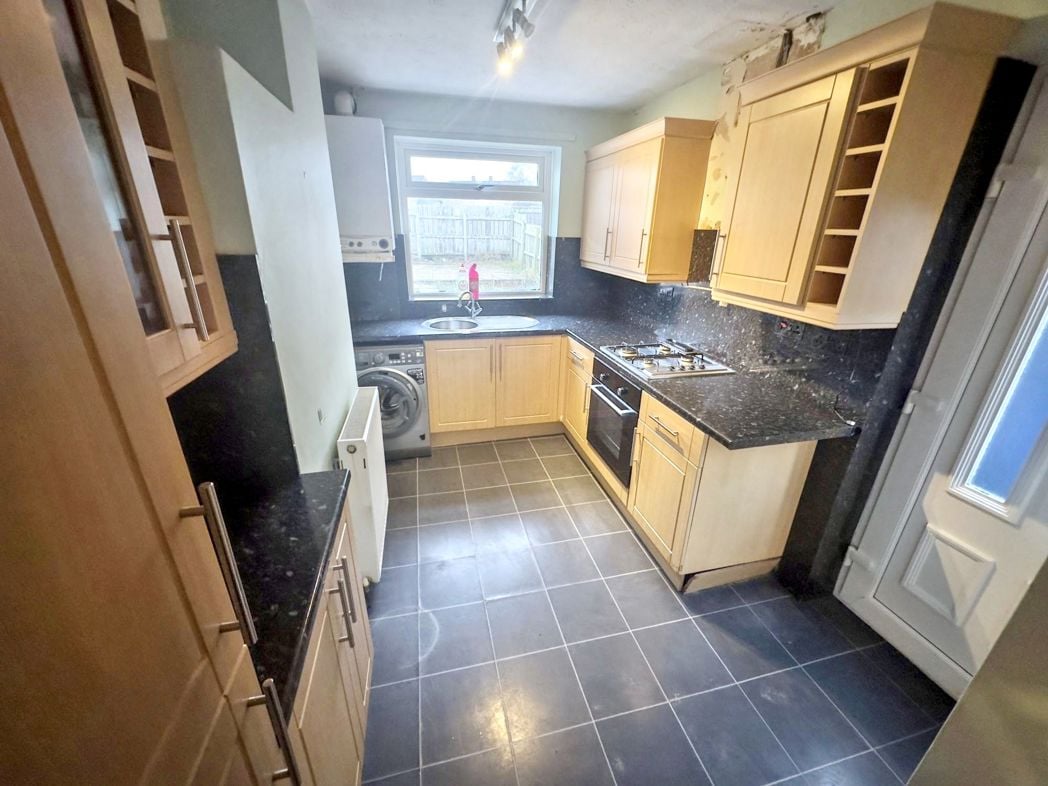 Property image 6 of 15