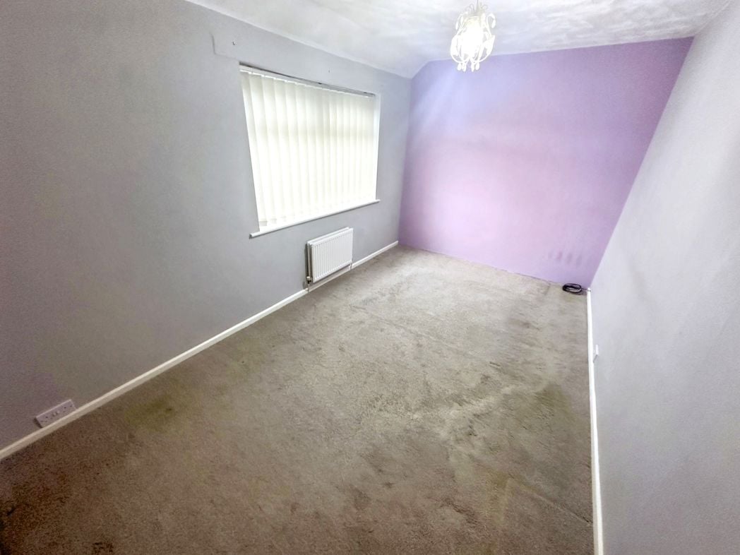 Property image 11 of 15