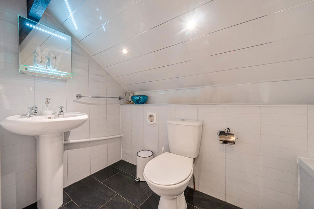 Meadowcroft Guest House, Kendal, Cumbria, LA8 9PY