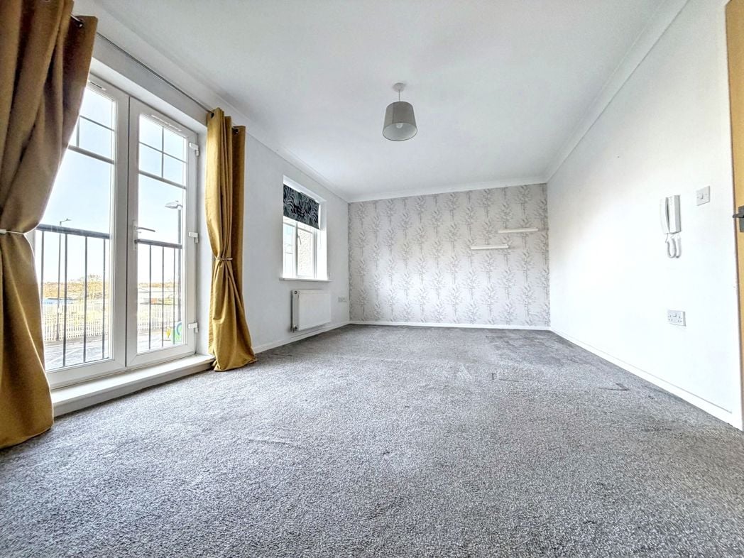 Property image 6 of 13