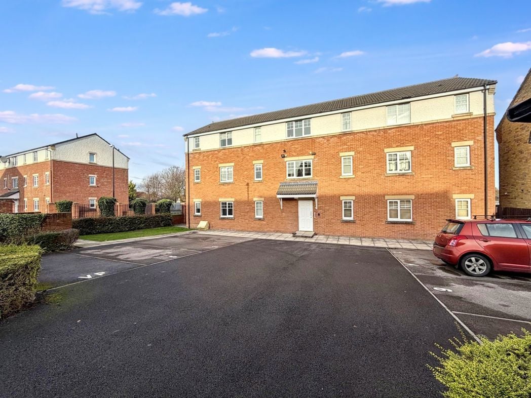 Property image 1 of 13