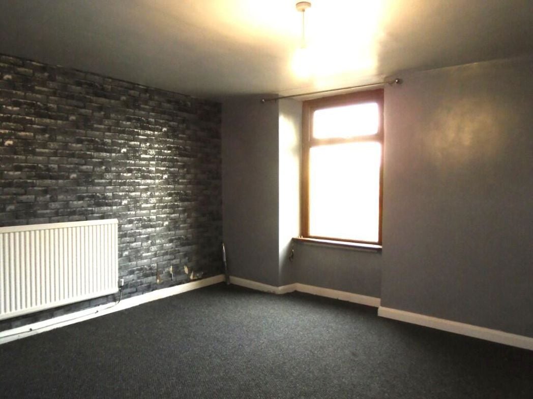 Property image 7 of 14