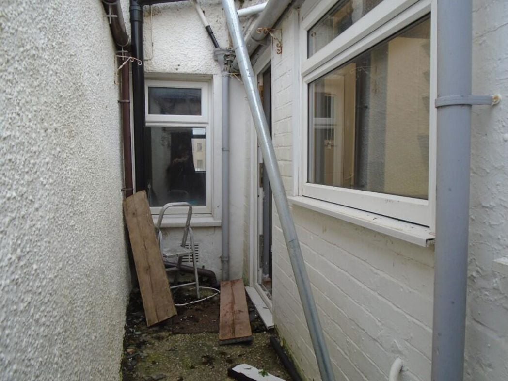 Property image 12 of 14