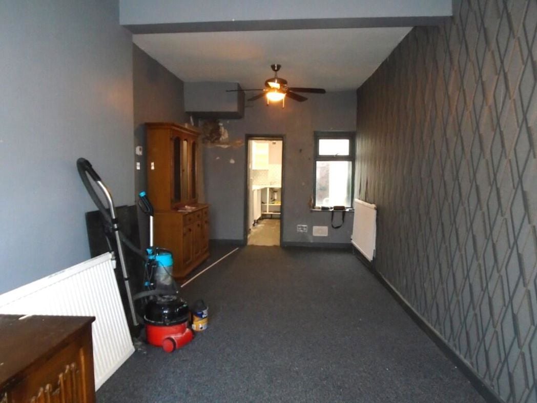 Property image 2 of 14