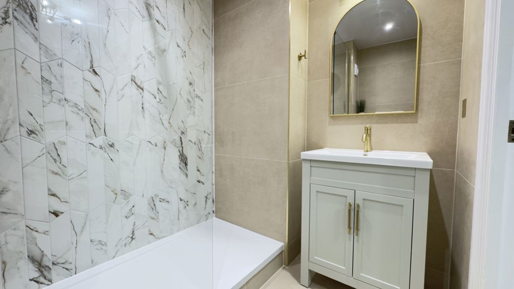 Property image 10 of 13