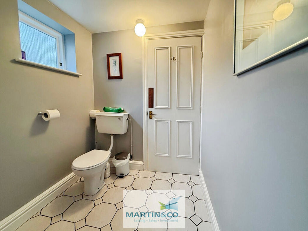 Property image 10 of 22