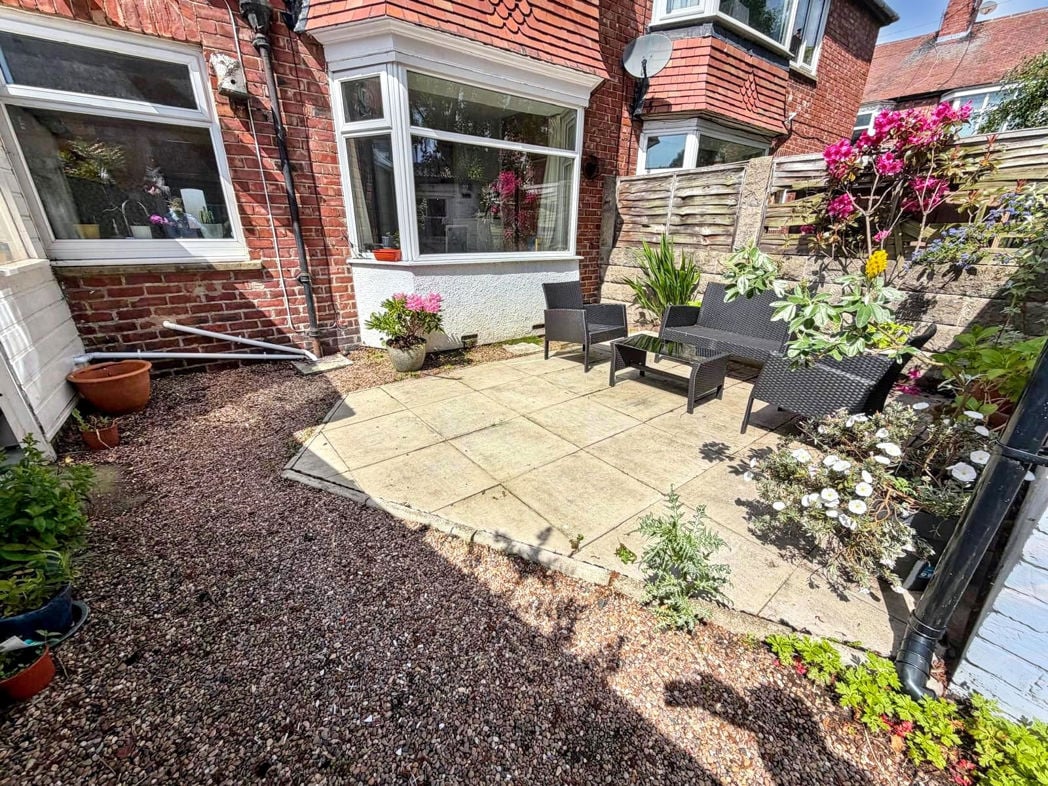 Property image 3 of 11