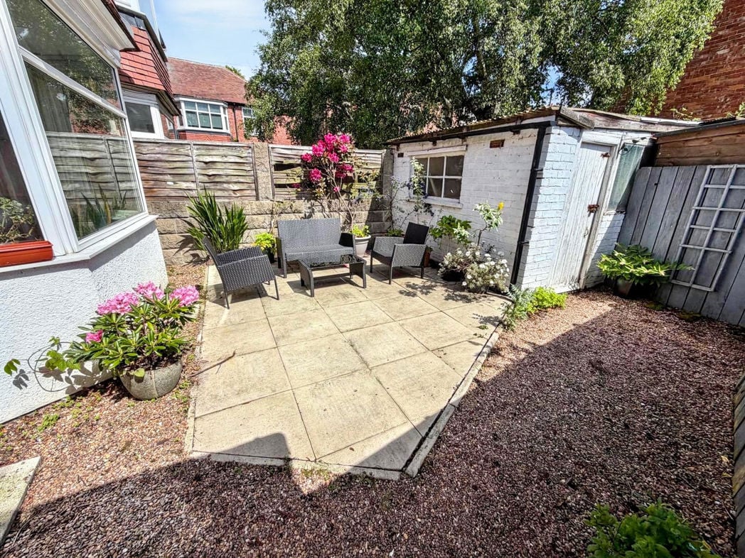 Property image 11 of 11