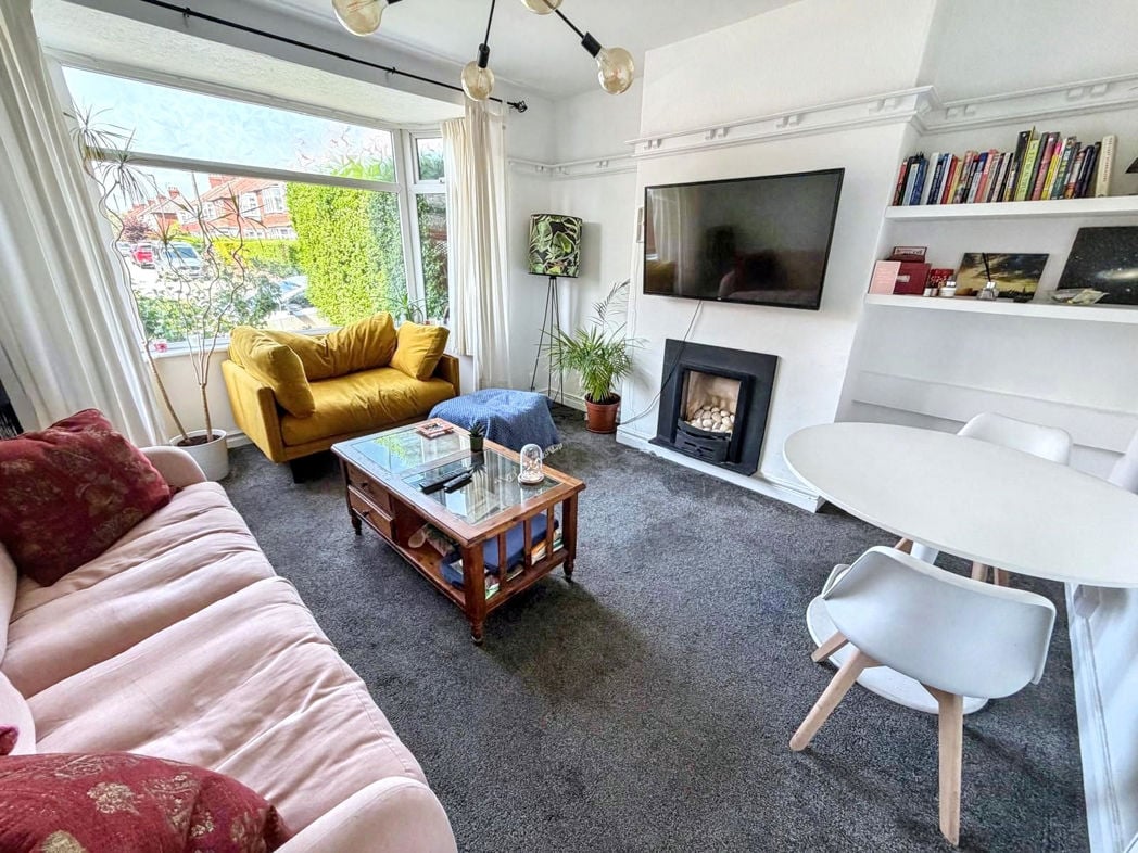 Property image 7 of 11