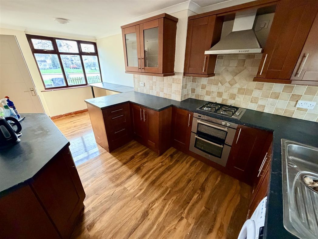 Property image 2 of 14