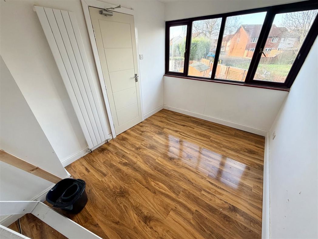 Property image 12 of 14