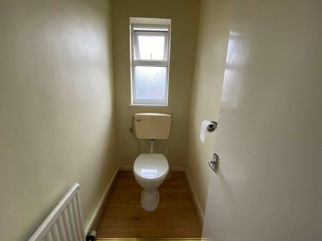 Property image 10 of 15
