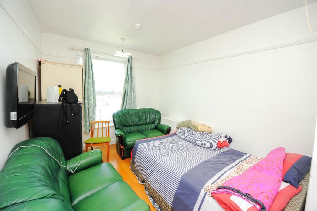 445, Ruislip, Middlesex, HA4 0EG