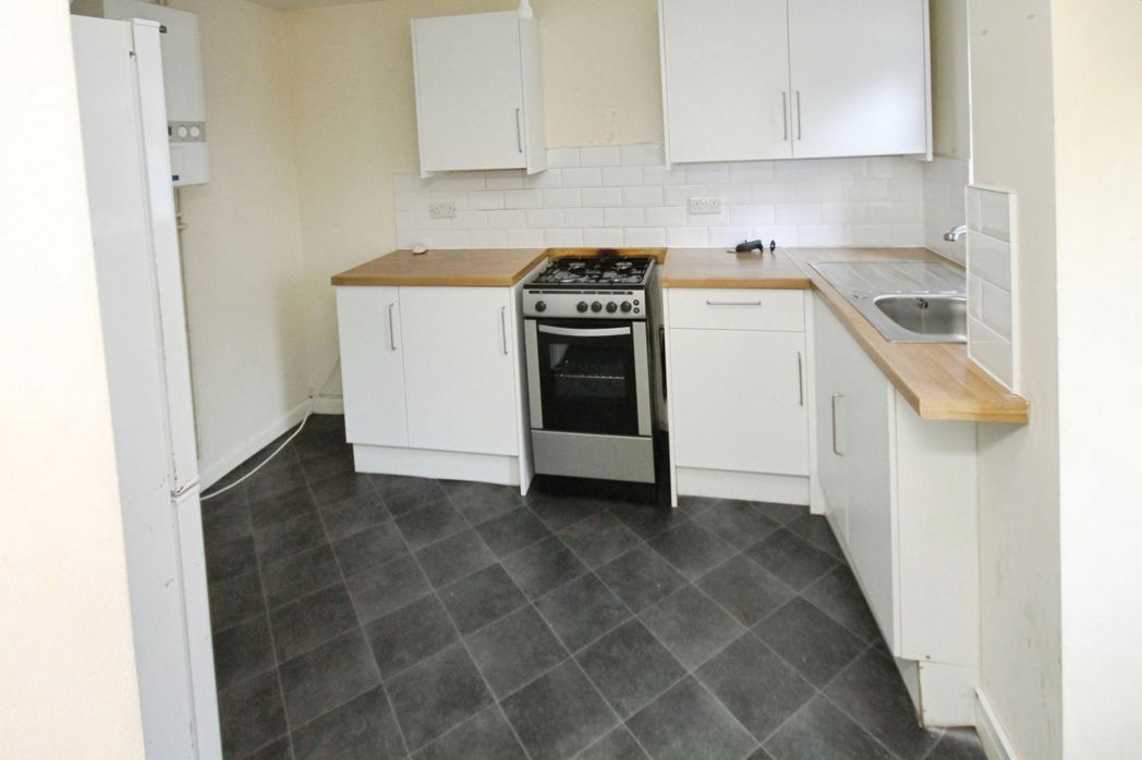 Property image 3 of 19