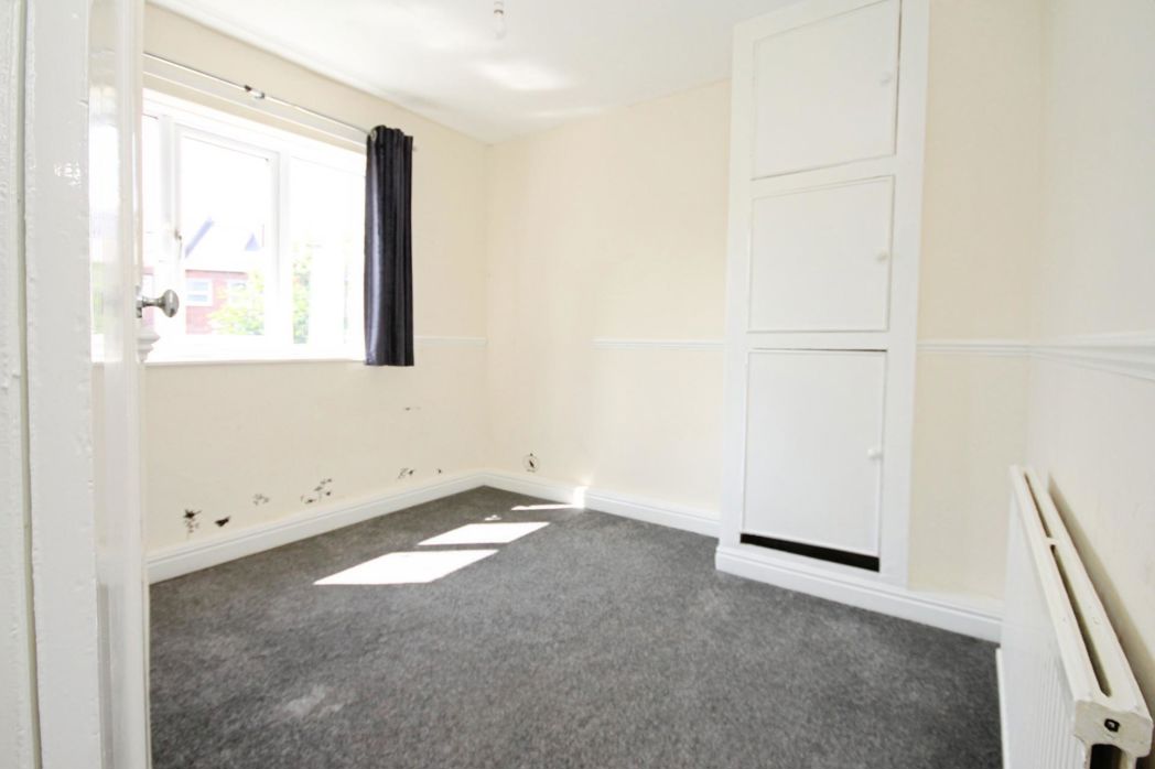 Property image 8 of 19