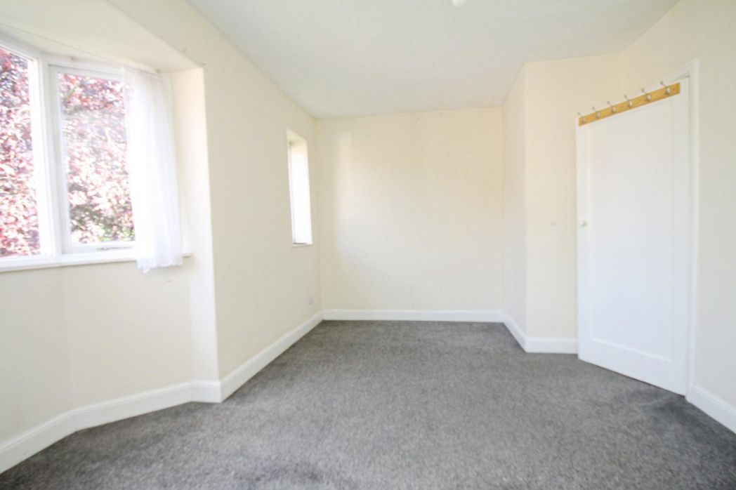 Property image 6 of 19