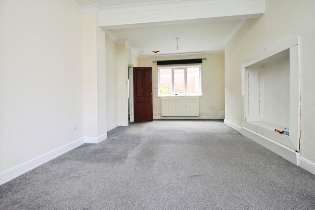 Property image 14 of 19