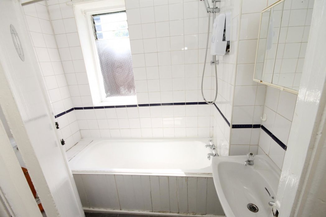 Property image 17 of 19